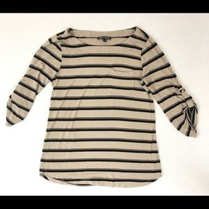 Cable & Gauge blouse size medium